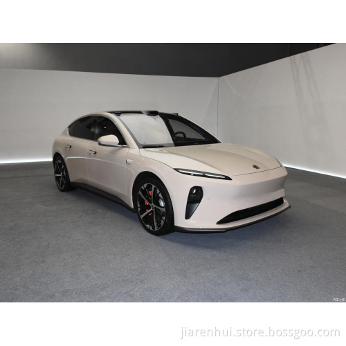 In stock Cina Luxury Electric Car Nio ET5 per la famiglia